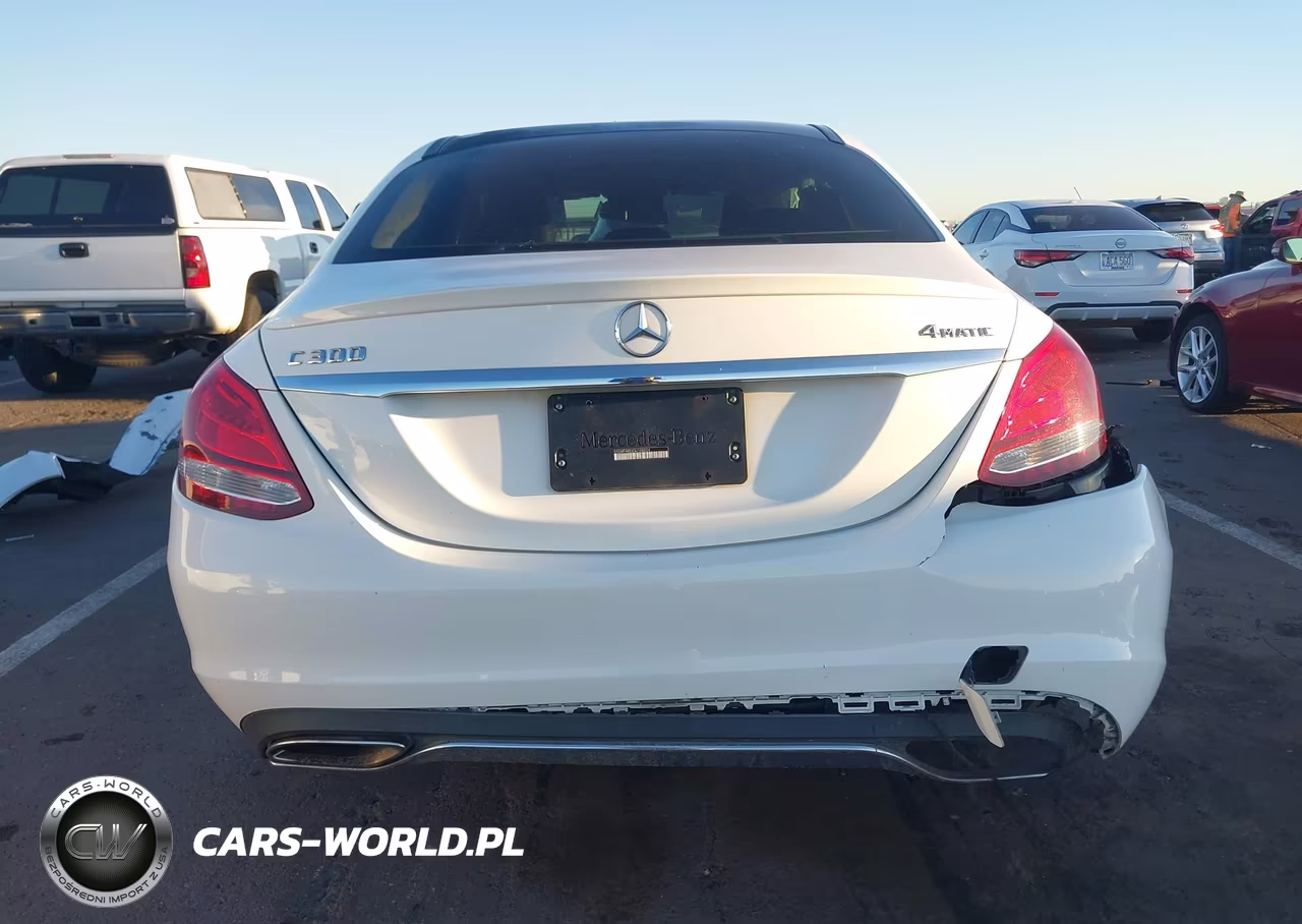 2016 Mercedes-Benz C 300 4Matic VIN:55SWF4KB3GU108024 - 16