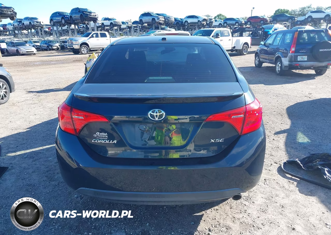 2019 Toyota Corolla Xse VIN:2T1BURHE9KC205424 - 17