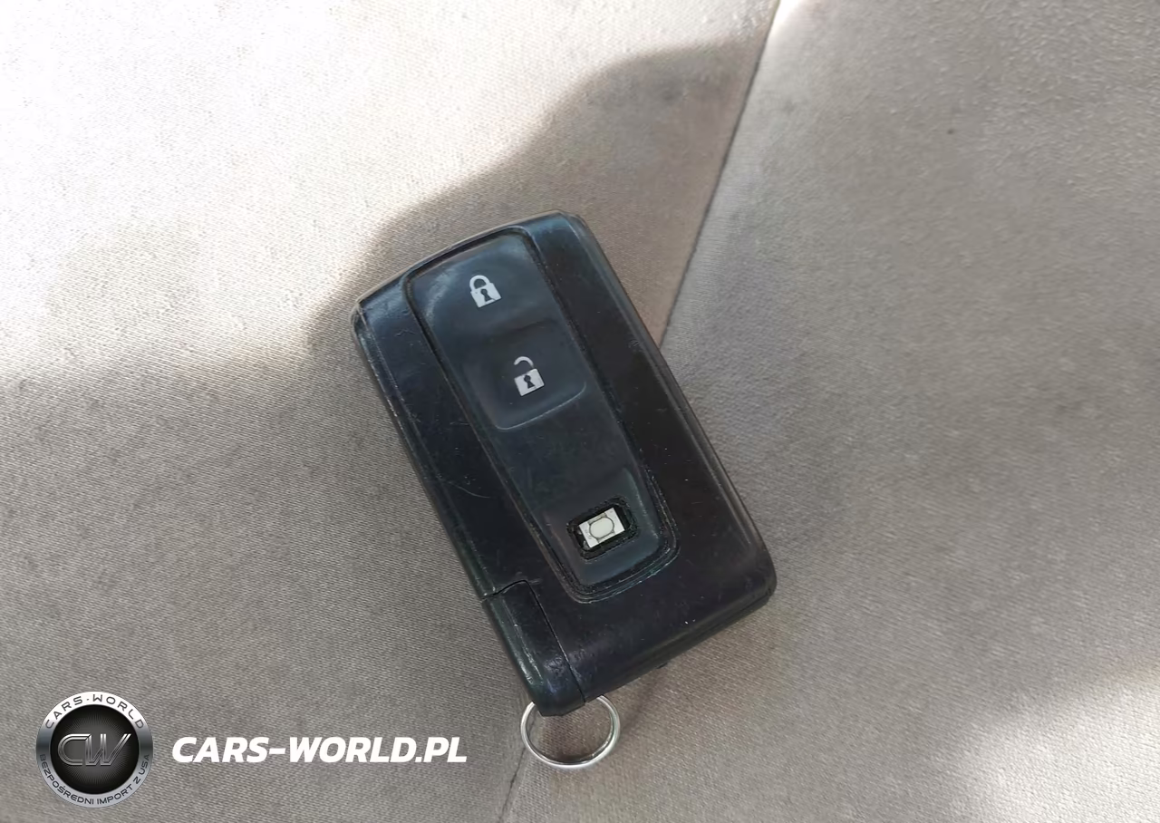 2004 Toyota Prius VIN:JTDKB22U840087649 - 11