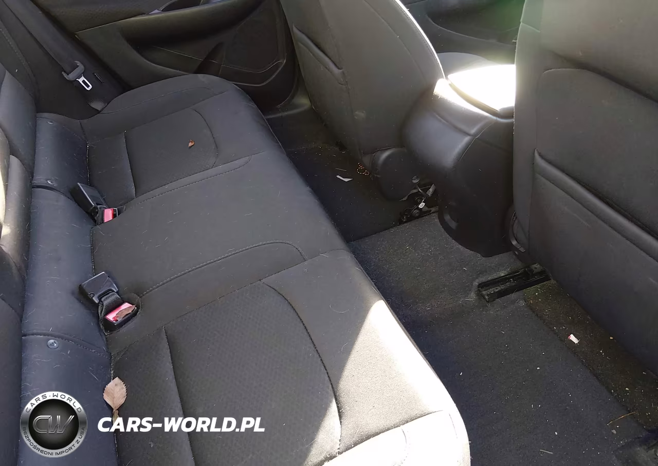 2017 Chevrolet Malibu Ls VIN:1G1ZB5ST9HF255592 - 8