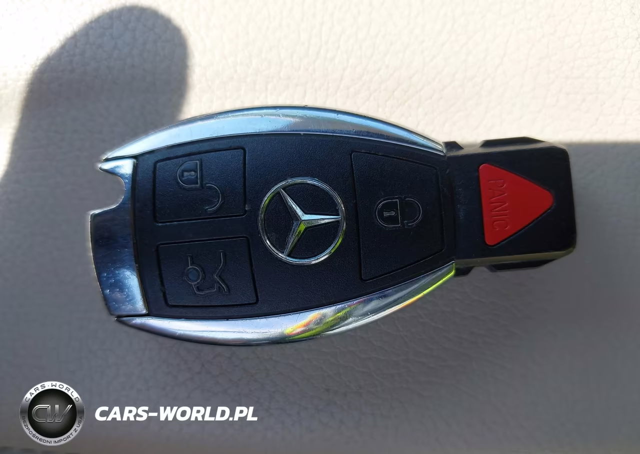 2015 Mercedes-Benz E 350 4Matic VIN:WDDHF8JB2FB084972 - 11