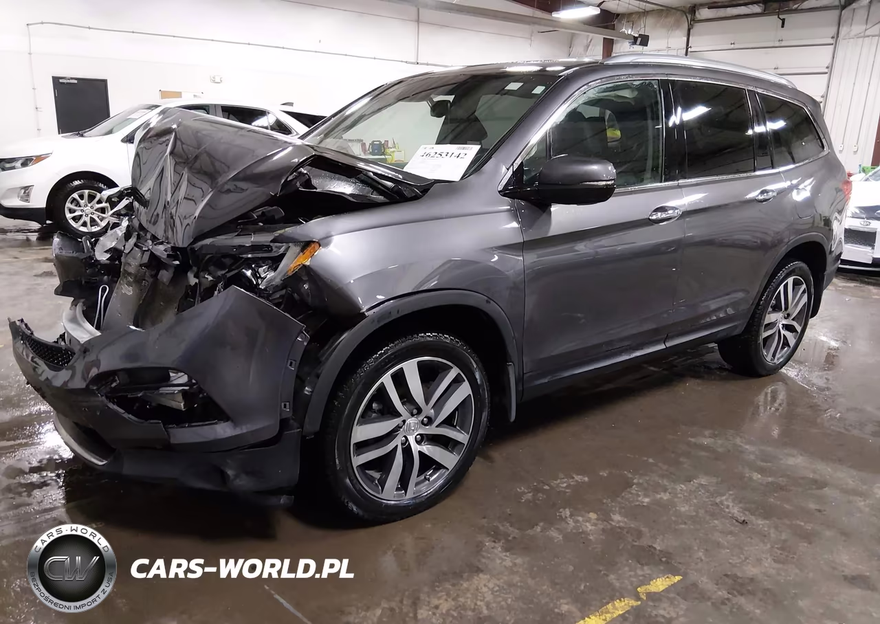 2017 Honda Pilot Touring VIN:5FNYF6H93HB075862 - 2