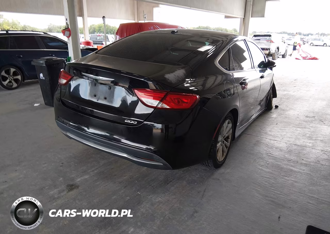 2016 Chrysler 200 Limited VIN:1C3CCCAB0GN129606 - 4