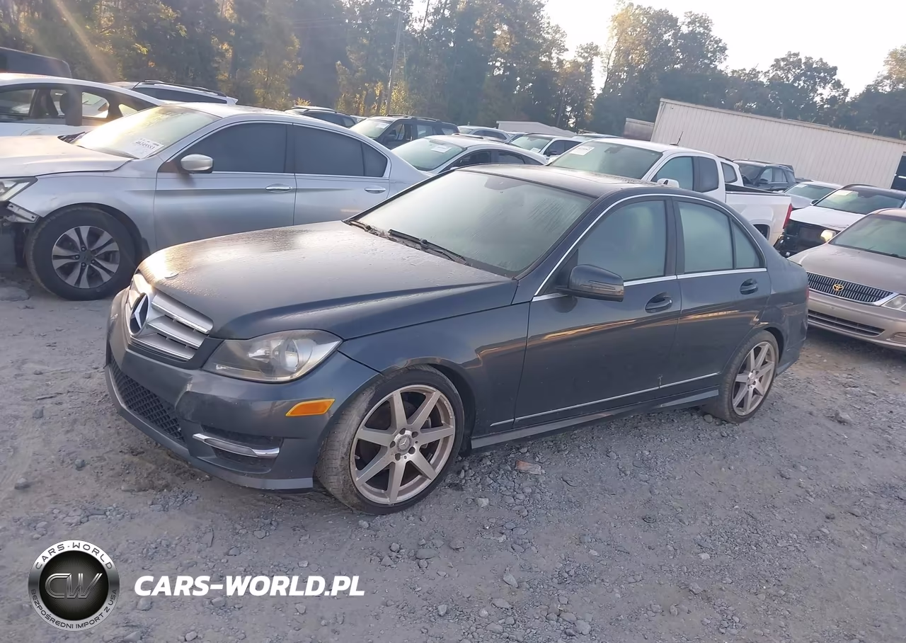 2013 Mercedes-Benz C 250 Sport VIN:WDDGF4HB4DR264825 - 2