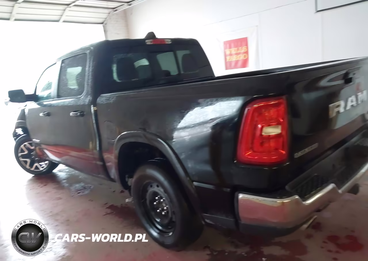 2026 Ram 1500 Laramie 4X4 5'7 Box VIN:3C6SRFJP3T4170441 - 14