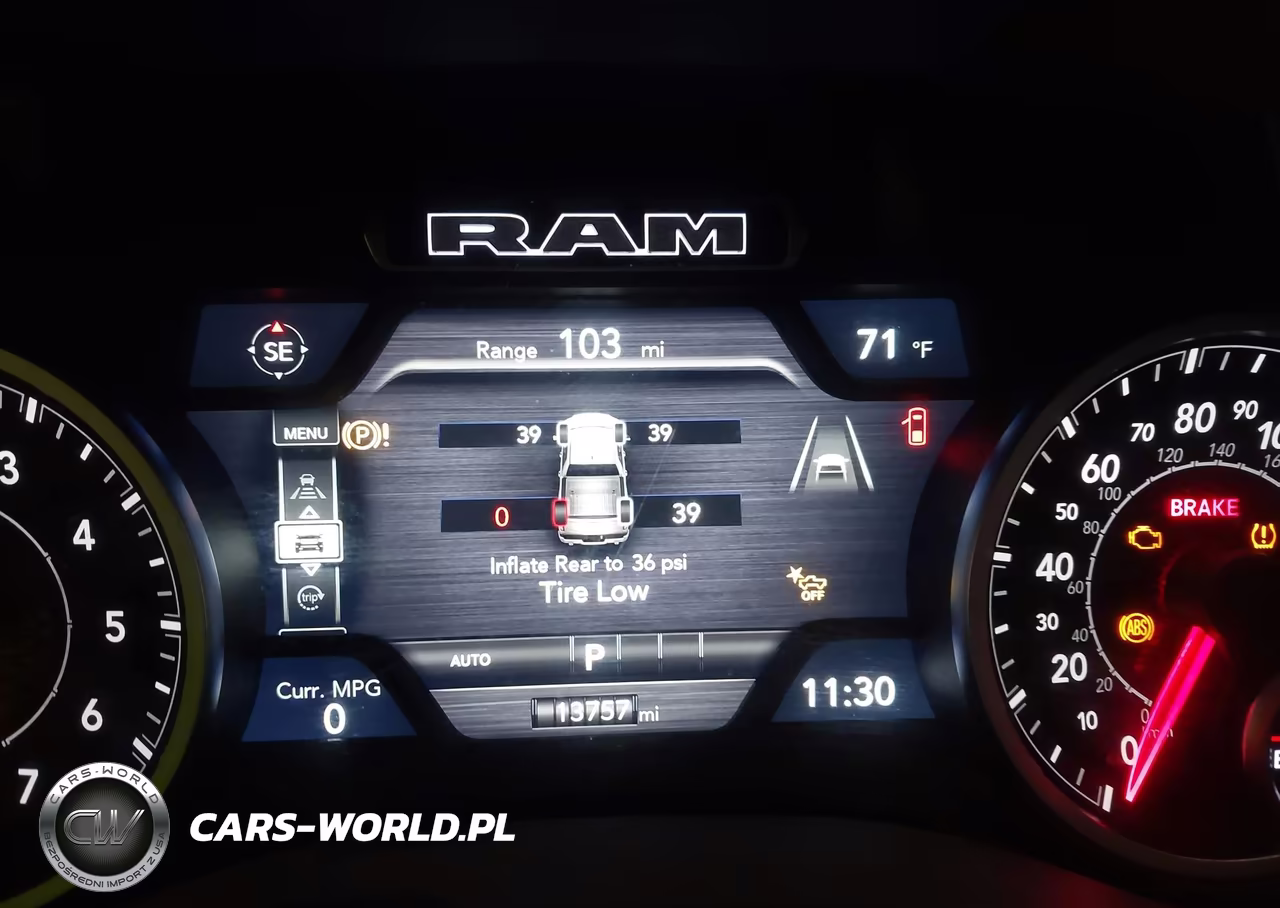 2026 Ram 1500 Laramie 4X4 5'7 Box VIN:3C6SRFJP3T4170441 - 15