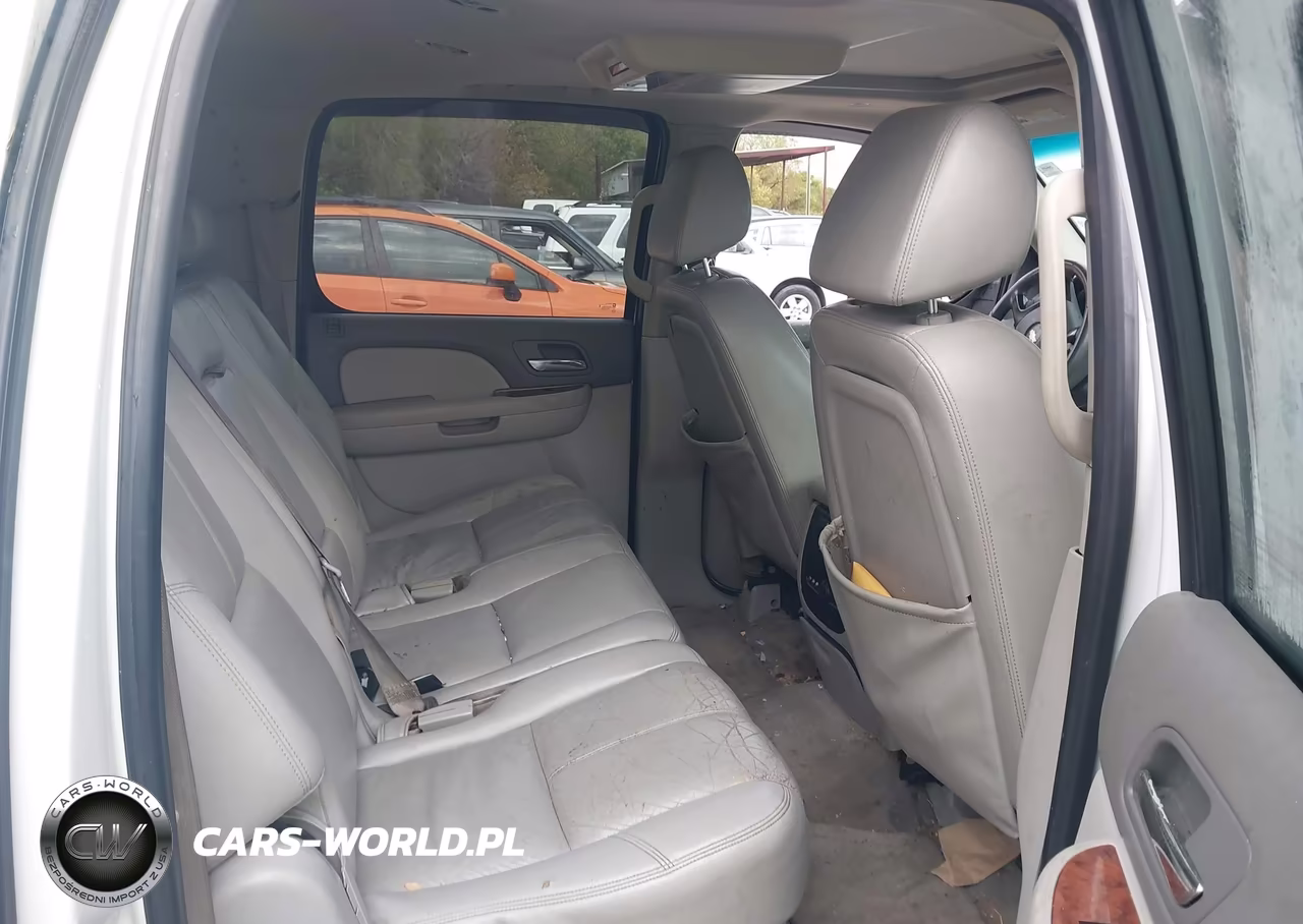 2008 Chevrolet Suburban 1500 Lt VIN:1GNFC16098R130582 - 8