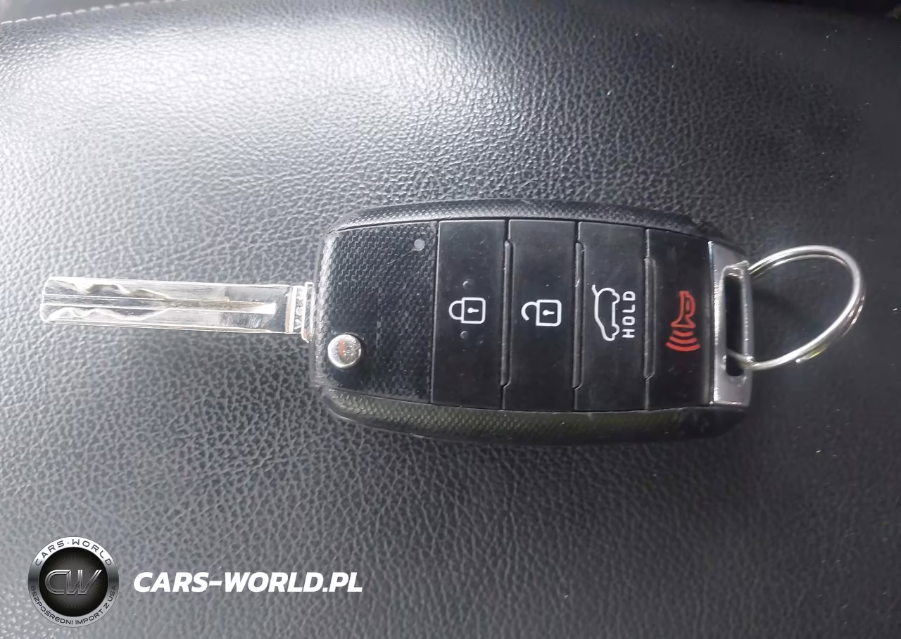 2017 Kia Soul + VIN:KNDJP3A51H7418775 - 11