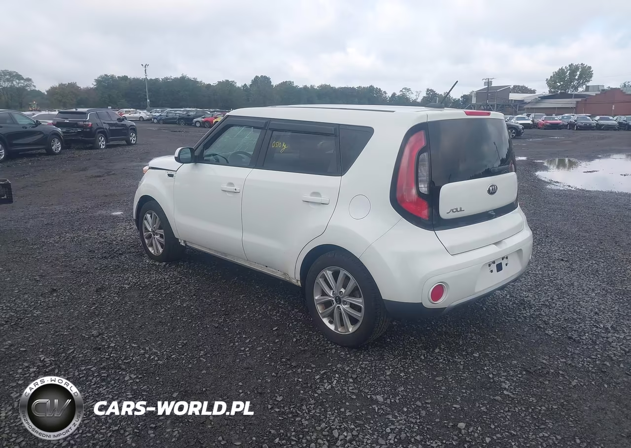 2017 Kia Soul + VIN:KNDJP3A51H7418775 - 3
