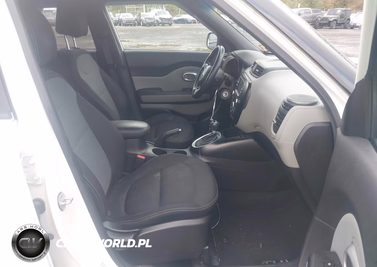 2017 Kia Soul + VIN:KNDJP3A51H7418775 - 5