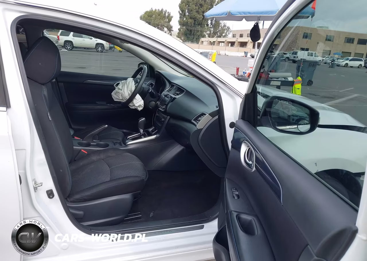 2017 Nissan Sentra Sr VIN:3N1AB7AP4HY375798 - 5