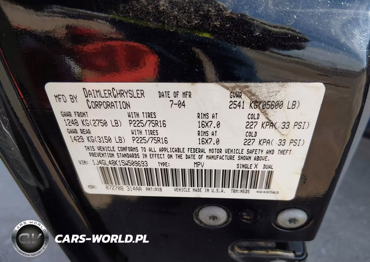 2005 Jeep Liberty Sport VIN:1J4GL48K15W509693 - 9