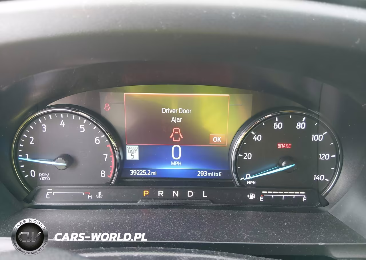 2023 Ford Explorer St-Line VIN:1FMSK8KH6PGB23609 - 7