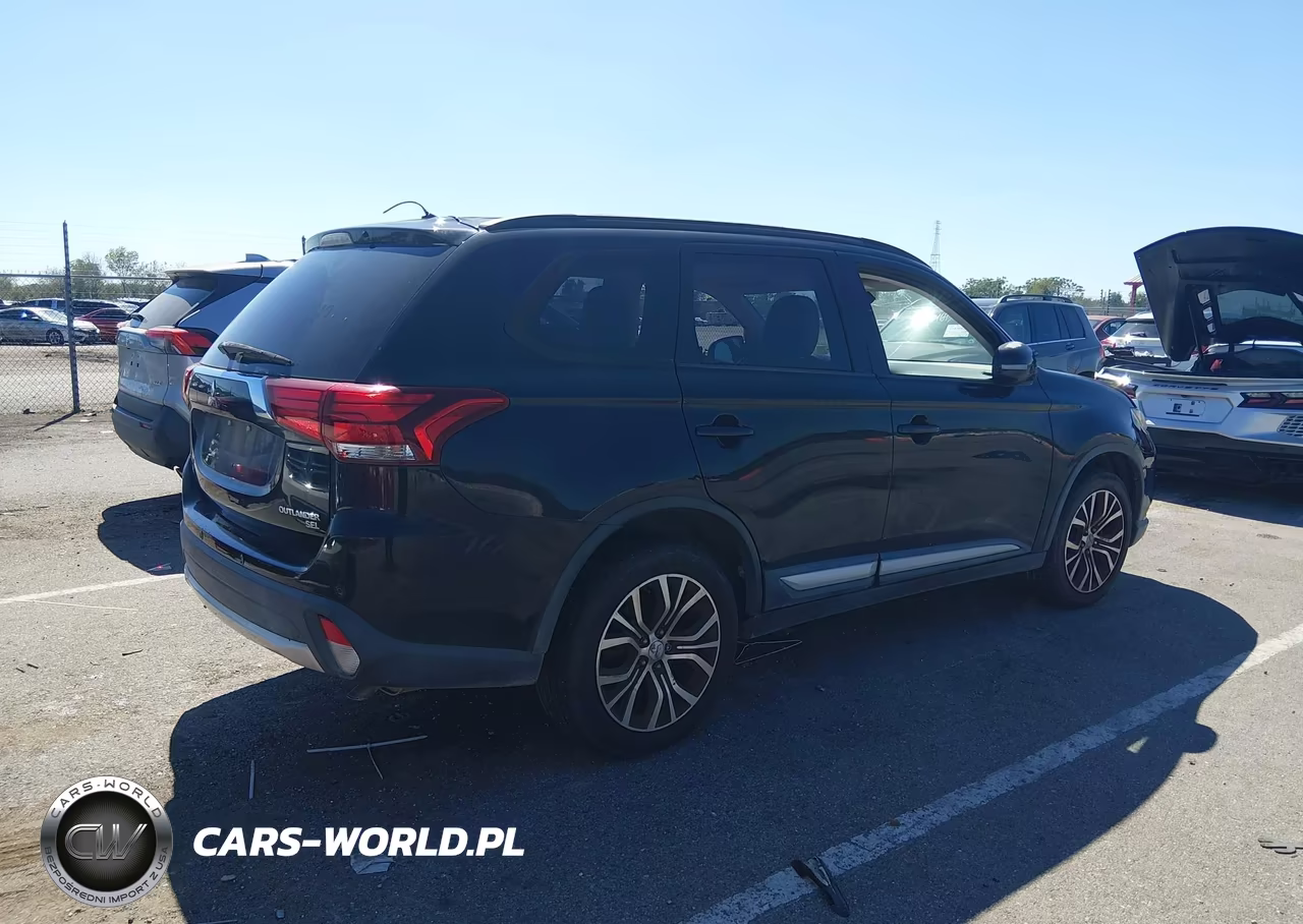 2016 Mitsubishi Outlander Sel VIN:JA4AD3A3XGZ008917 - 4