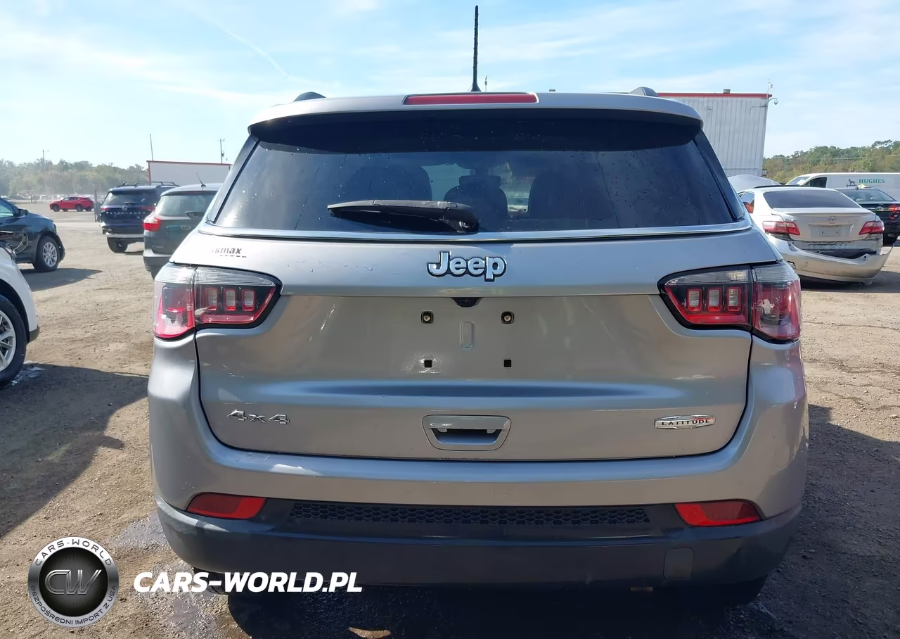 2018 Jeep Compass Latitude 4X4 VIN:3C4NJDBB3JT484274 - 15