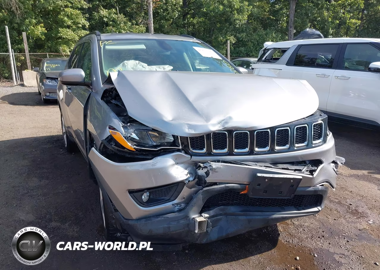 2018 Jeep Compass Latitude 4X4 VIN:3C4NJDBB3JT484274 - 6