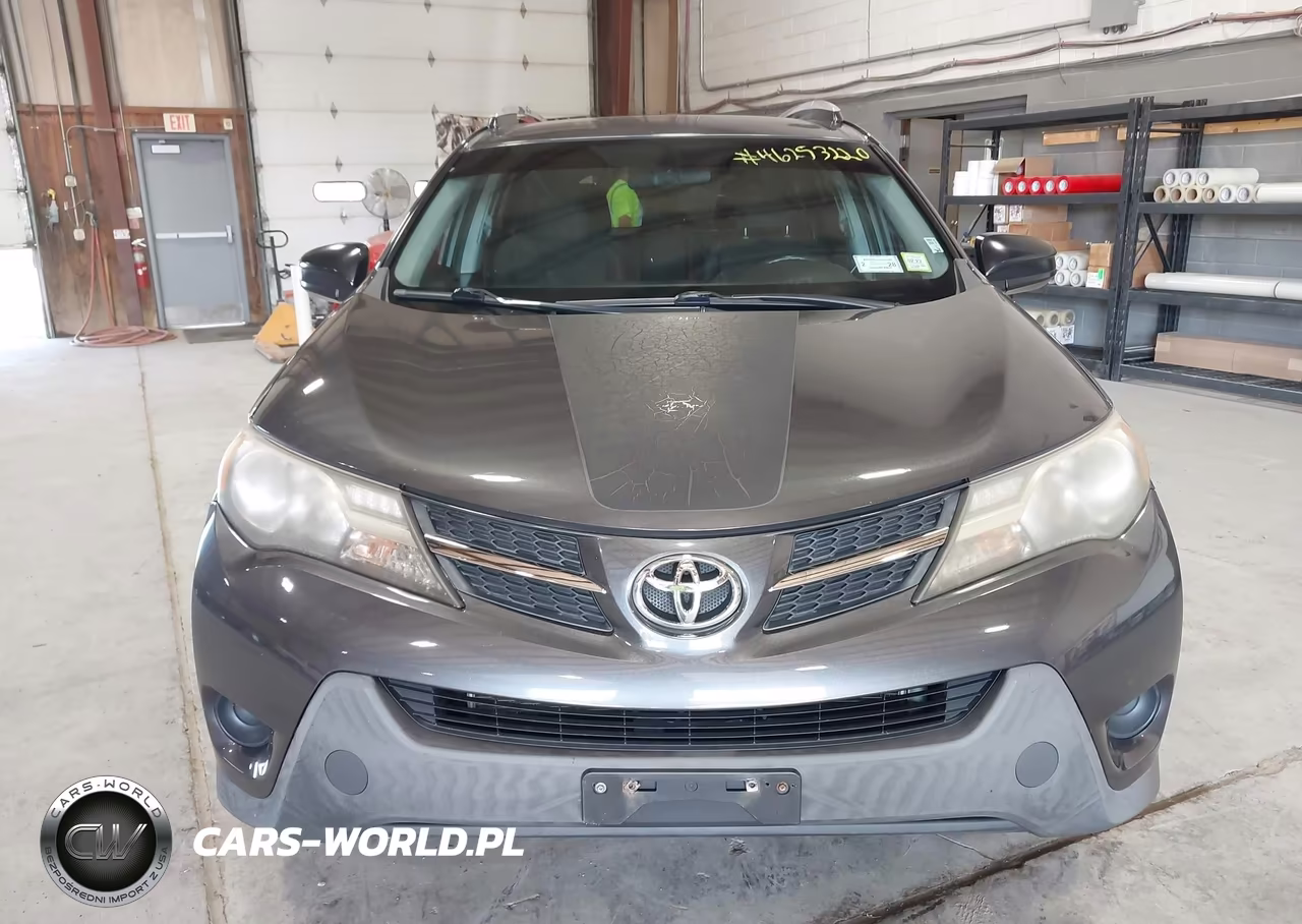 2015 Toyota Rav4 Le VIN:2T3BFREV9FW358945 - 12