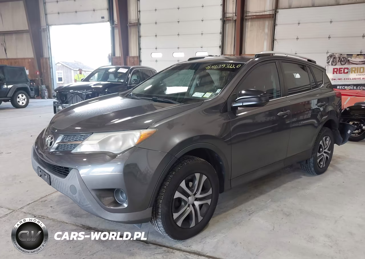 2015 Toyota Rav4 Le VIN:2T3BFREV9FW358945 - 2
