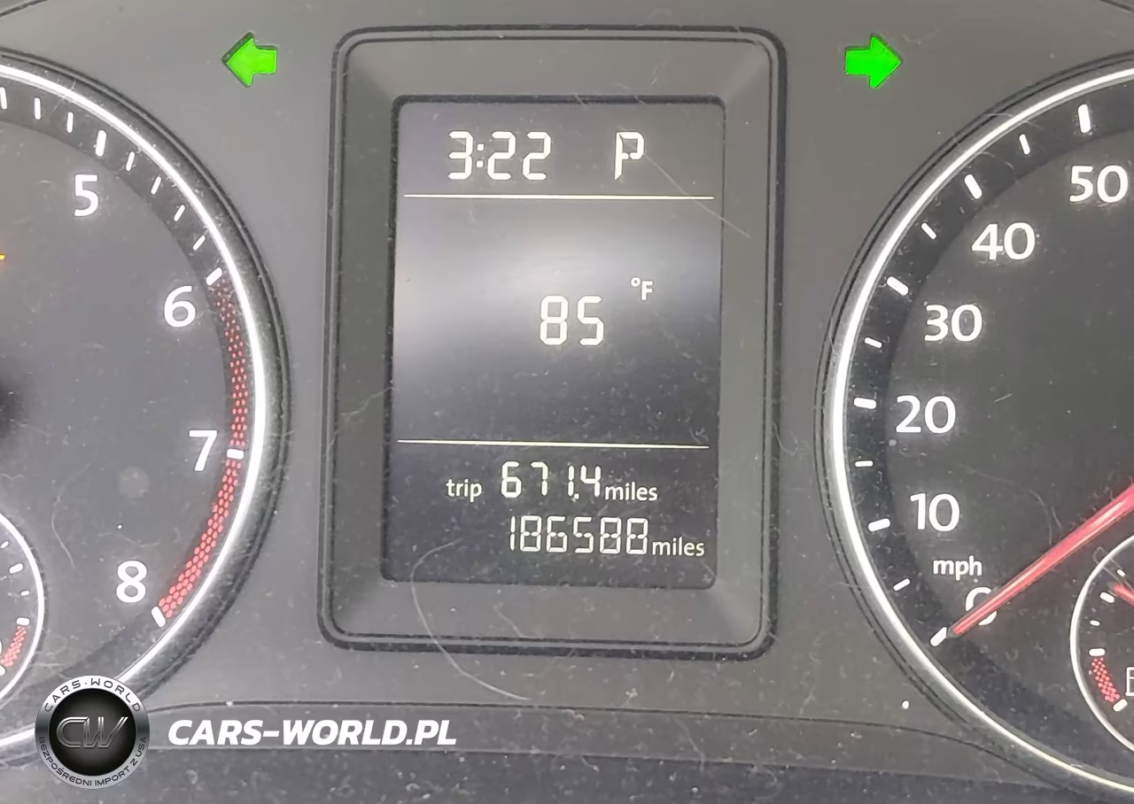 2010 Volkswagen Jetta Limited Edition VIN:3VWRZ7AJXAM123068 - 14