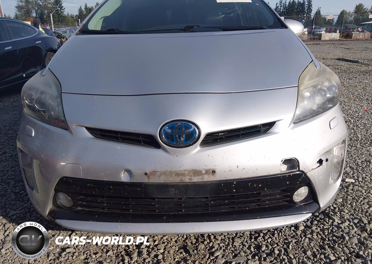 2013 Toyota Prius Five VIN:JTDKN3DU5D5615810 - 6