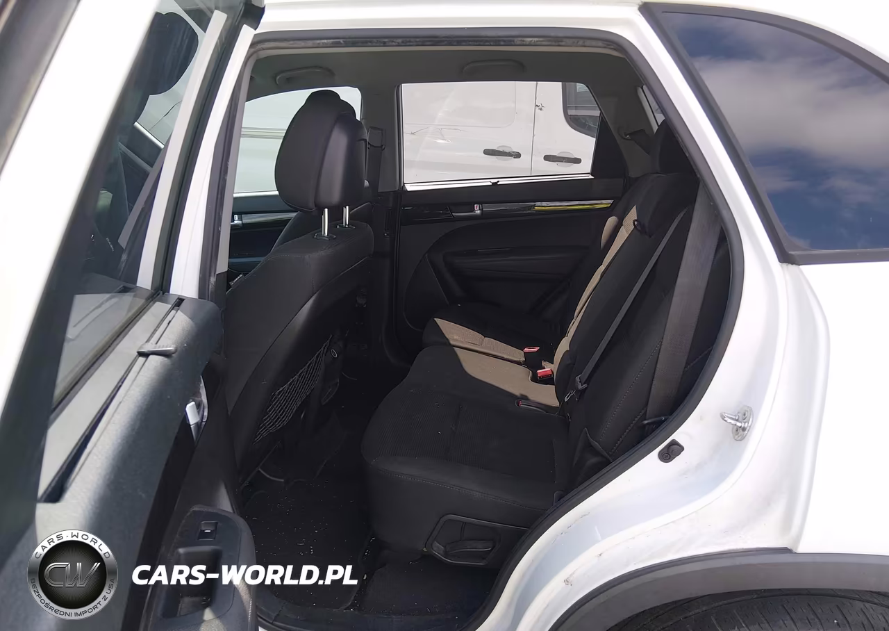 2014 Kia Sorento Lx VIN:5XYKT3A67EG435250 - 8