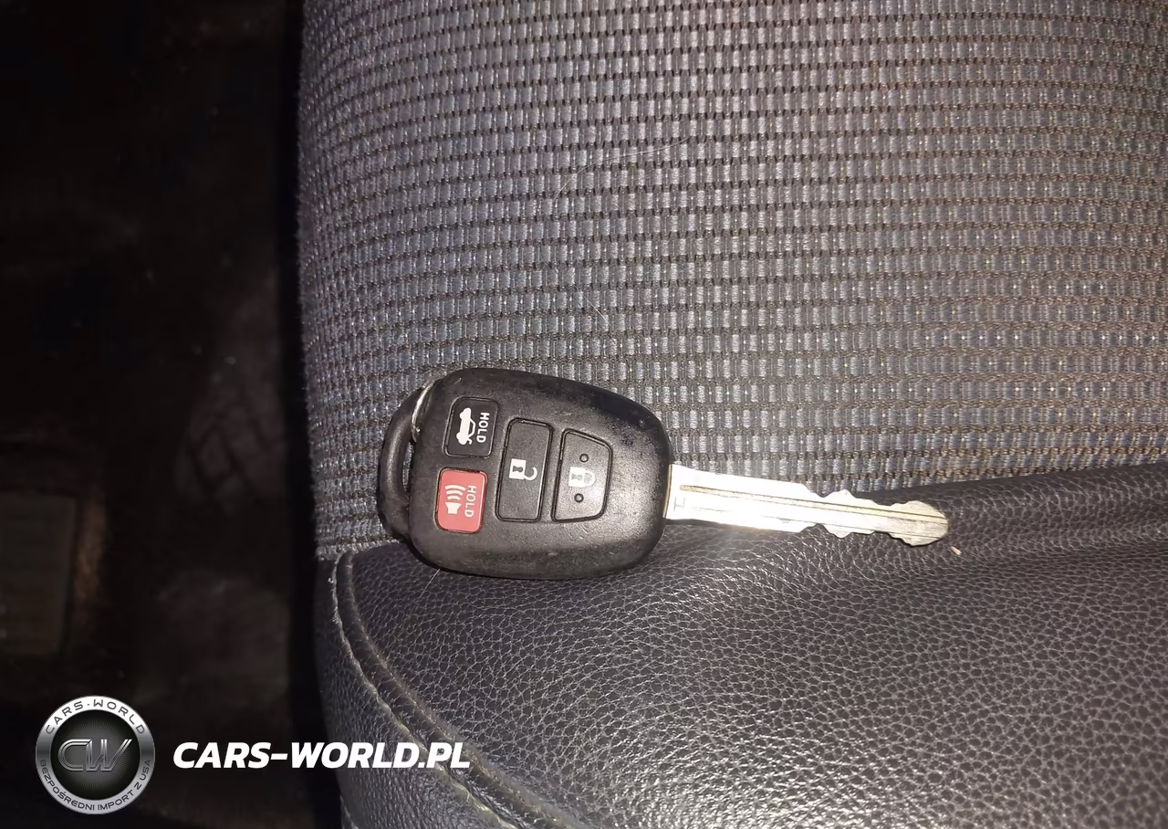 2014 Toyota Corolla S VIN:5YFBURHE8EP129117 - 11