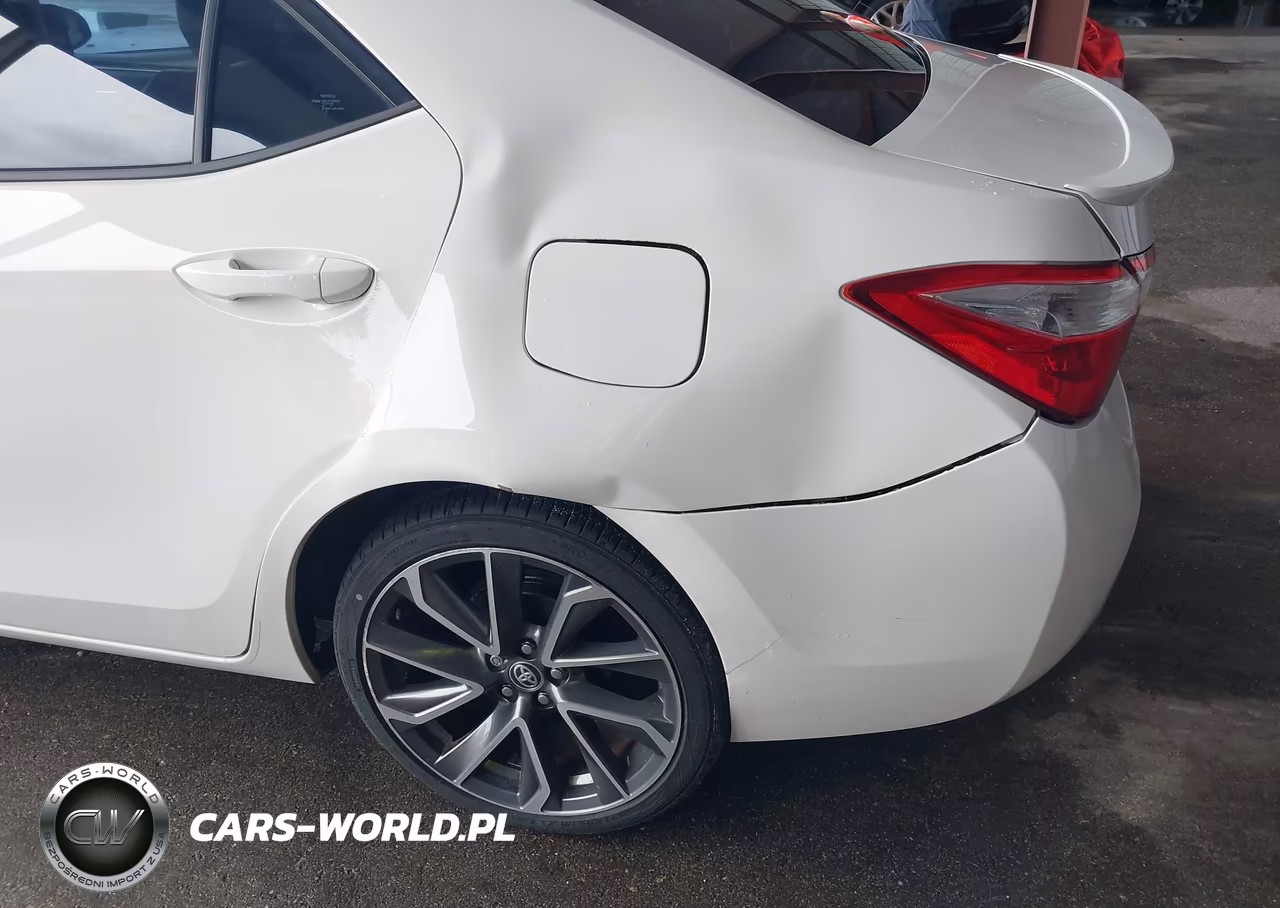 2014 Toyota Corolla S VIN:5YFBURHE8EP129117 - 21