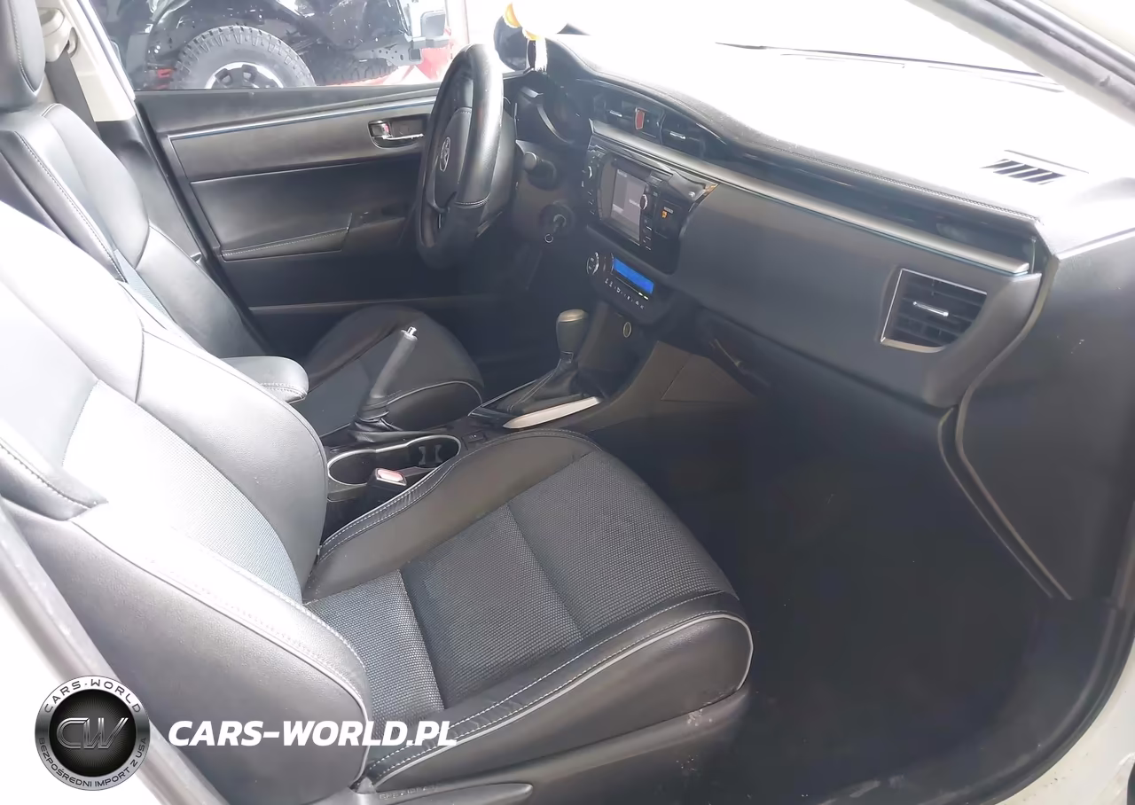 2014 Toyota Corolla S VIN:5YFBURHE8EP129117 - 5