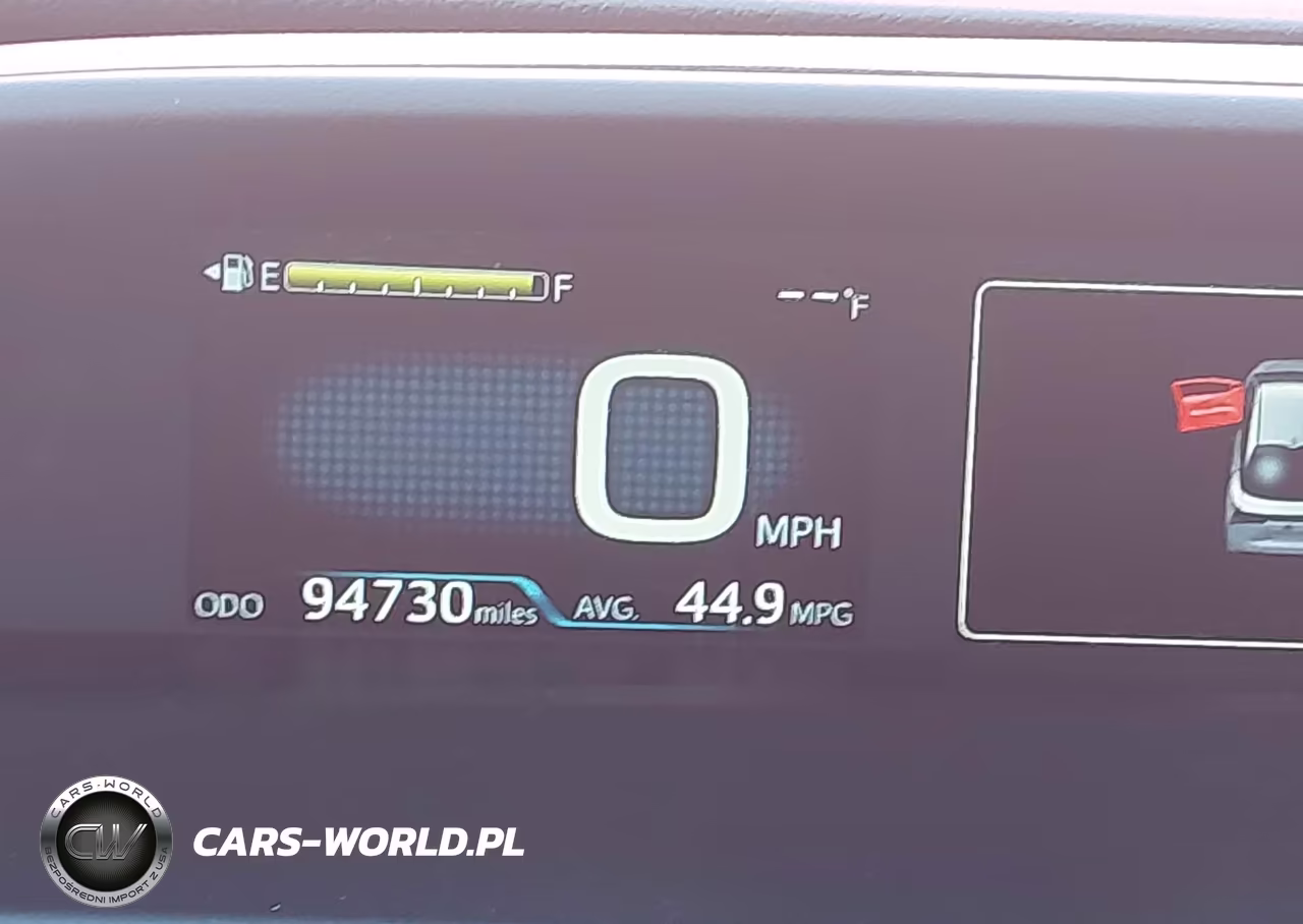 2020 Toyota Prius Limited VIN:JTDKARFU1L3104388 - 16