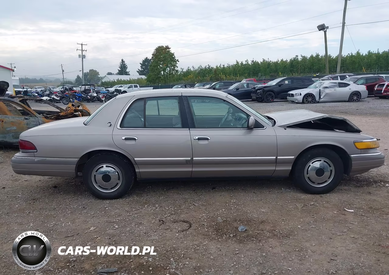 1994 Mercury Grand Marquis Gs VIN:2MELM74W6RX667998 - 13