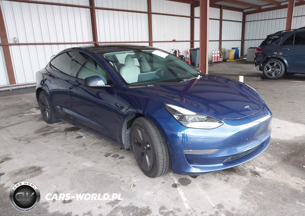 2021 Tesla Model 3 Standard Range Plus Rear-Wheel Drive
