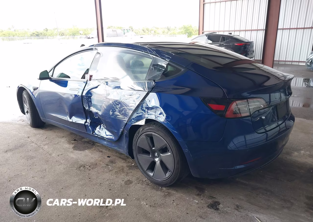 2021 Tesla Model 3 Standard Range Plus Rear-Wheel Drive VIN:5YJ3E1EA4MF920789 - 3