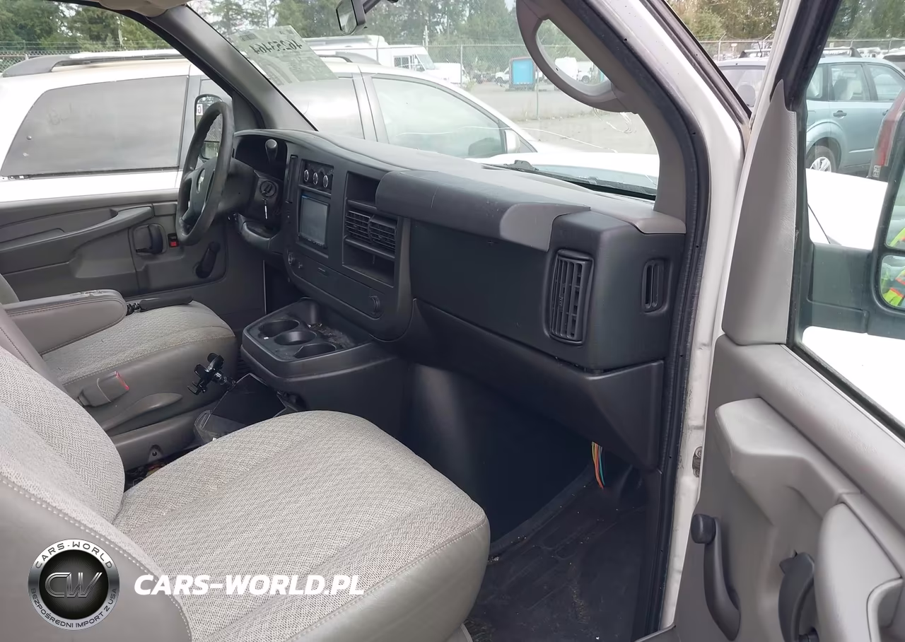 2012 Chevrolet Express 1500 Work Van VIN:1GCSGAFX2C1114238 - 5
