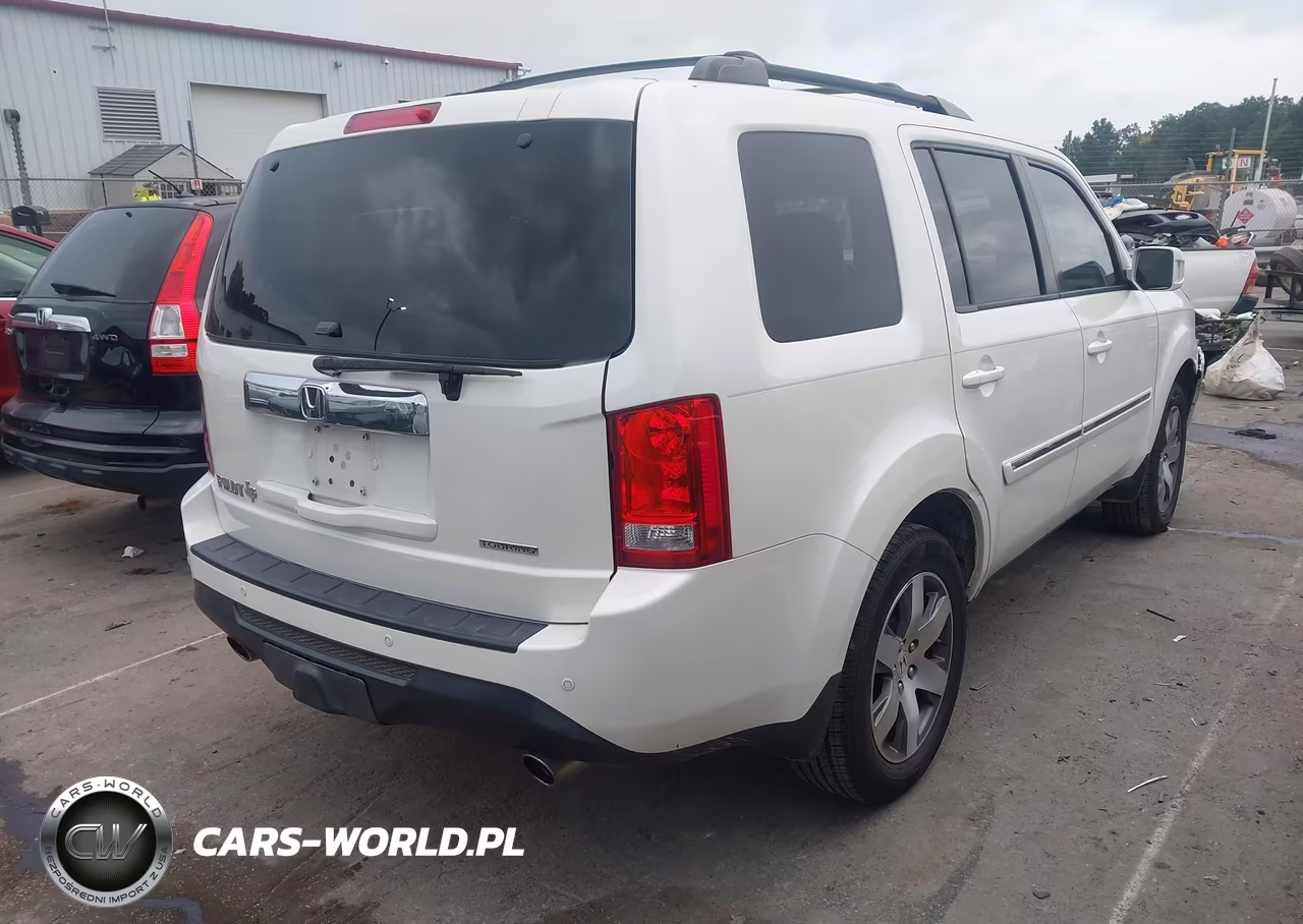 2015 Honda Pilot Touring VIN:5FNYF3H99FB002295 - 4