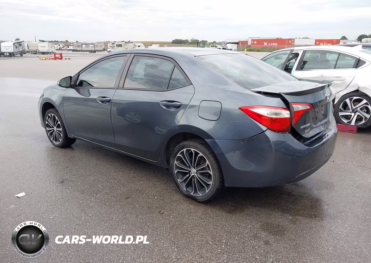 2015 Toyota Corolla S Plus VIN:5YFBURHE0FP352205 - 3