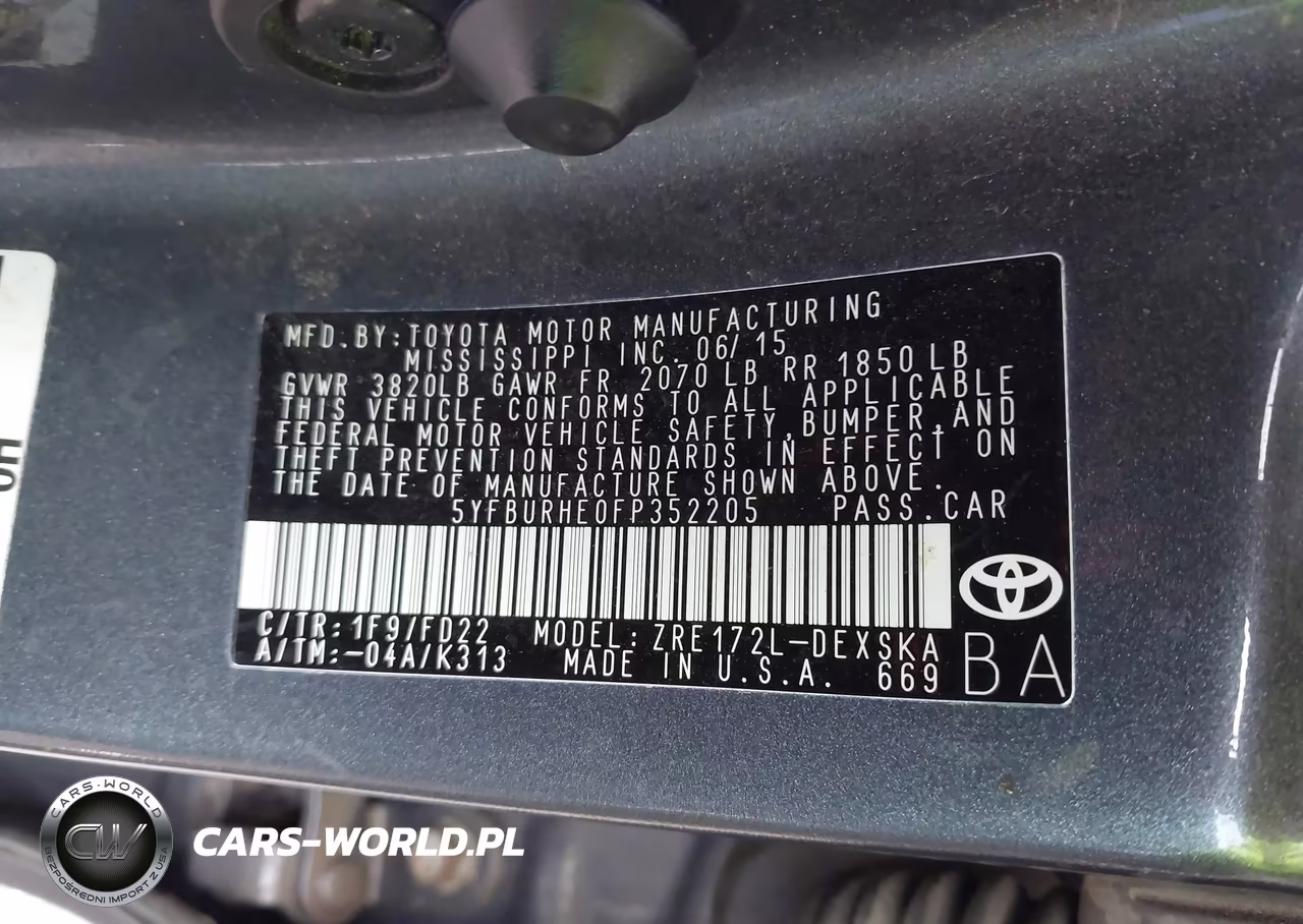 2015 Toyota Corolla S Plus VIN:5YFBURHE0FP352205 - 9
