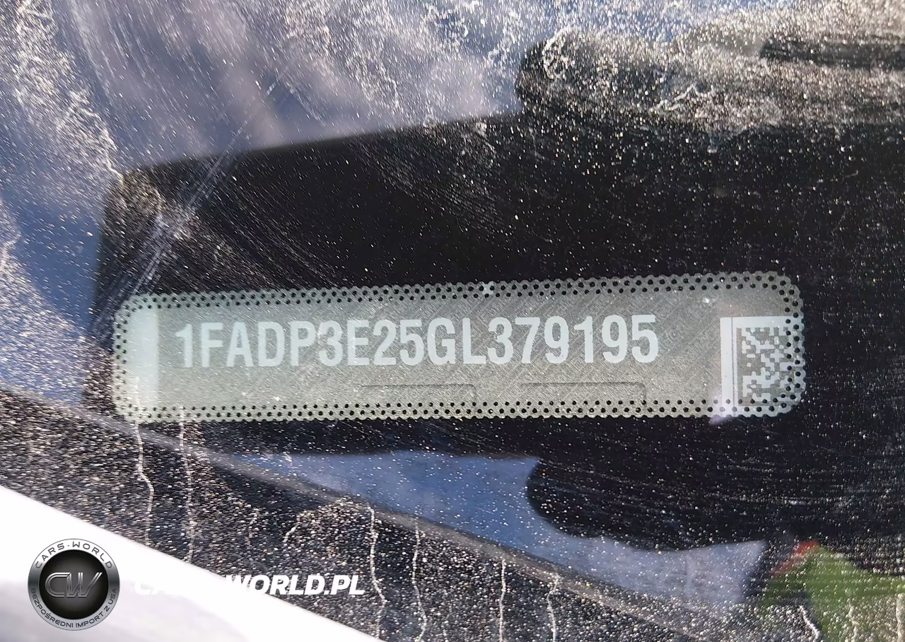 2016 Ford Focus S VIN:1FADP3E25GL379195 - 9