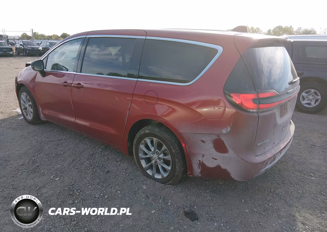 2026 Chrysler Pacifica Limited VIN:2C4RC1GG7TR193393 - 3