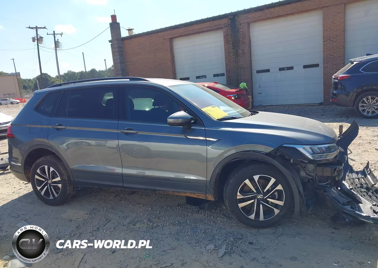 2023 Volkswagen Tiguan 2.0T S VIN:3VVRB7AX2PM052650 - 13