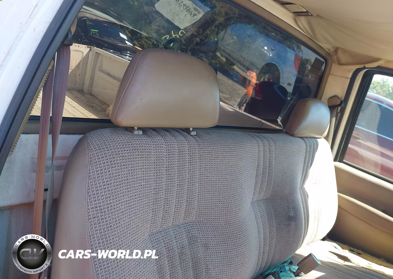 1995 Chevrolet Gmt-400 C1500 VIN:1GCEC14Z6SZ245668 - 8