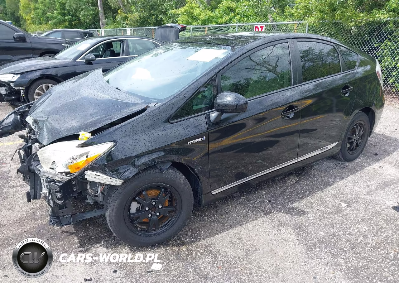 2014 Toyota Prius Three VIN:JTDKN3DU6E0384298 - 2