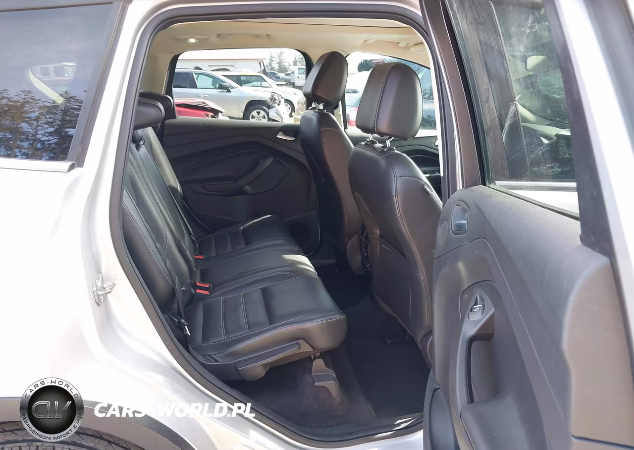 2017 Ford Escape Titanium VIN:1FMCU9J95HUD87423 - 19