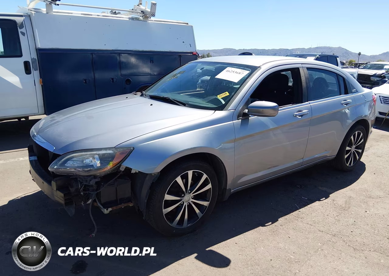 2014 Chrysler 200 Touring VIN:1C3CCBBB6EN131754 - 2