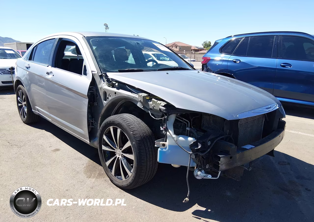 2014 Chrysler 200 Touring VIN:1C3CCBBB6EN131754 - 6
