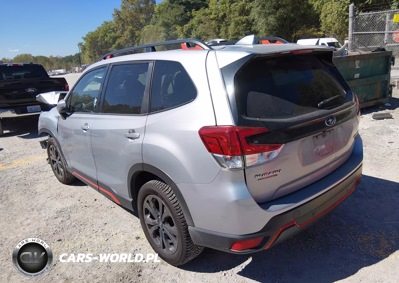 2020 Subaru Forester Sport VIN:JF2SKARC3LH486185 - 3