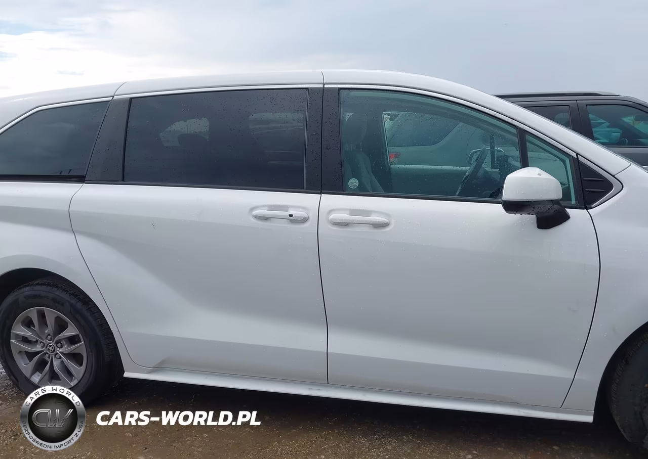2026 Toyota Sienna Le VIN:5TDKRKEC5TS296390 - 13