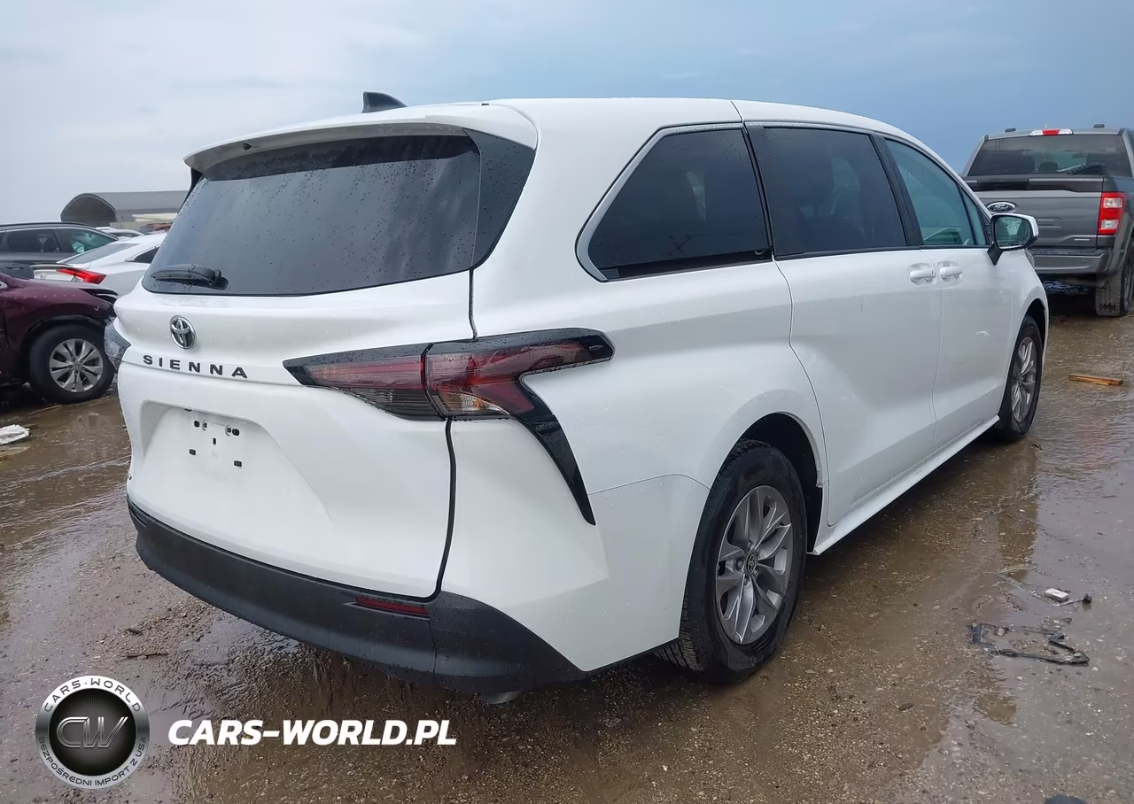2026 Toyota Sienna Le VIN:5TDKRKEC5TS296390 - 4