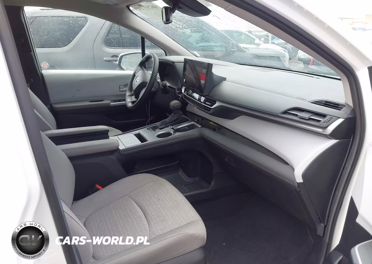2026 Toyota Sienna Le VIN:5TDKRKEC5TS296390 - 5