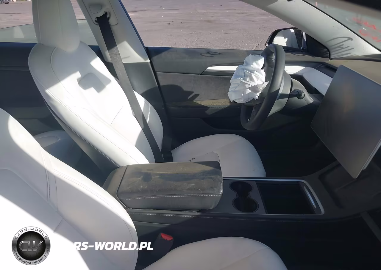 2022 Tesla Model 3 Performance Dual Motor All-Wheel Drive VIN:5YJ3E1EC3NF136039 - 5