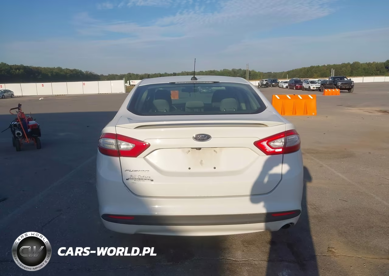 2016 Ford Fusion S VIN:3FA6P0G7XGR325800 - 16